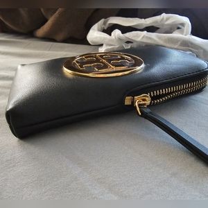 Tory Burch Phone Ctossbody